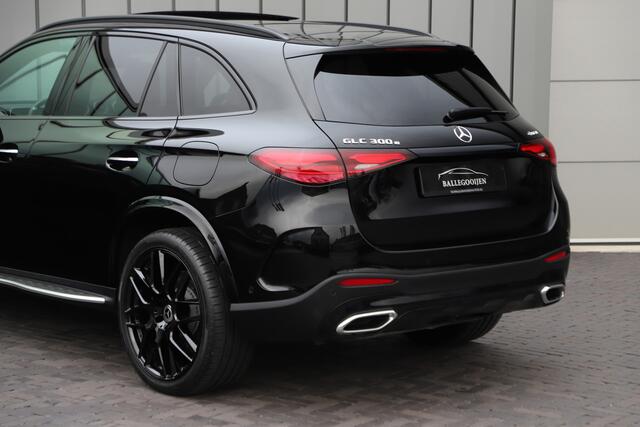 Mercedes-Benz GLC-KLASSE 300e AMG 4-Matic | 313PK | Massage | Keyless-go | Sfeerverlichting | Pano | Distronic+ | Stuurwielverw. | Stoelkoeling | 2024.