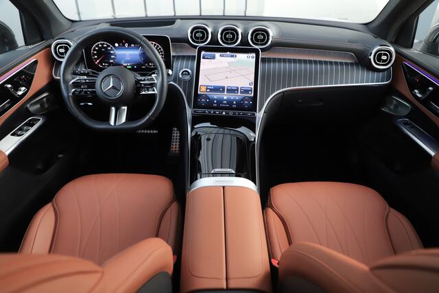 Mercedes-Benz GLC-KLASSE 400e AMG 4-Matic | 381PK | Achterasbesturing | Head-up | Luchtvering | Burmester | Keyless-go | Leder exclusief | Sfeerverlichting | 2024.