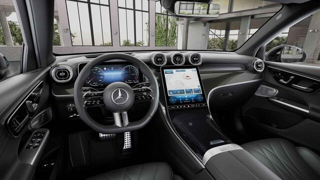 Mercedes-Benz GLC-KLASSE 300e 4MATIC Sport Edition | AMG | Panoramaschuifdak | Premium Plus | Nappa Leder | Rijassistentiepakket Plus | Burmester | Trekhaak |