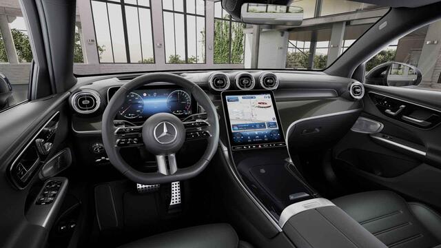 Mercedes-Benz GLC-KLASSE 300e 4MATIC Sport Edition | AMG | Panoramaschuifdak | Premium pakket | Rij assistentiepakket | Trekhaak | Head-Up | AMG-Line |