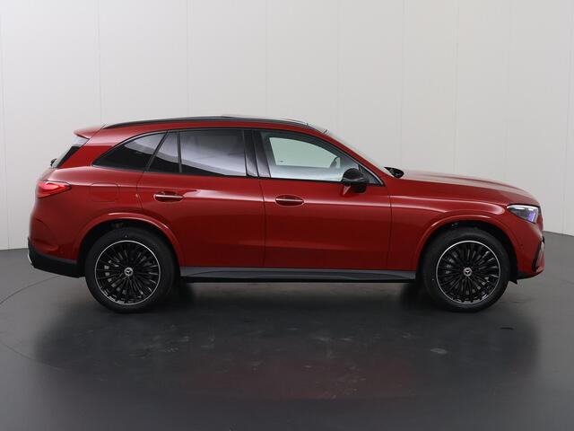 Mercedes-Benz GLC-KLASSE 300e 4MATIC Sport Edition | AMG | Panoramaschuifdak | Premium pakket | Trekhaak | 20" AMG-velgen |