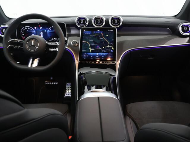 Mercedes-Benz GLC-KLASSE 300e 4MATIC Sport Edition | AMG | Panoramaschuifdak | Premium pakket | Trekhaak | 20" AMG-velgen |