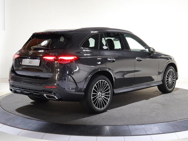 Mercedes-Benz GLC-KLASSE 300e 4MATIC Sport Edition | AMG | Panoramaschuifdak | Premium Plus | Night | Rijassistentiepakket Plus | Trekhaak | Burmester |
