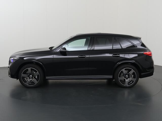 Mercedes-Benz GLC-KLASSE 300e 4MATIC Sport Edition | AMG | Panoramaschuifdak | Premium Plus | Rijassistentiepakket plus | Head-up display | Burmester | Nightpakket | Trekhaak |