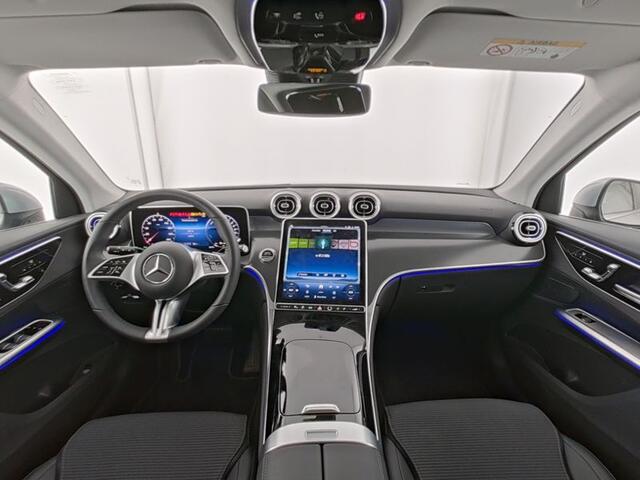 Mercedes-Benz GLC-KLASSE 300 e 4MATIC Plug-In Hybride Trekhaak | Stoelverwarming voor en achter | Memory voorstoelen | Stuurverwarming | Parkeerpakket met achteruitcamera. Inclusief 24 maanden MB Certified garantie voor Europa.