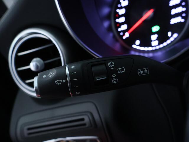 Mercedes-Benz GLC-KLASSE 300 e 4MATIC Premium Panoramadak | Stoelverwarming Inclusief 24 maanden MB Certified garantie voor Europa.