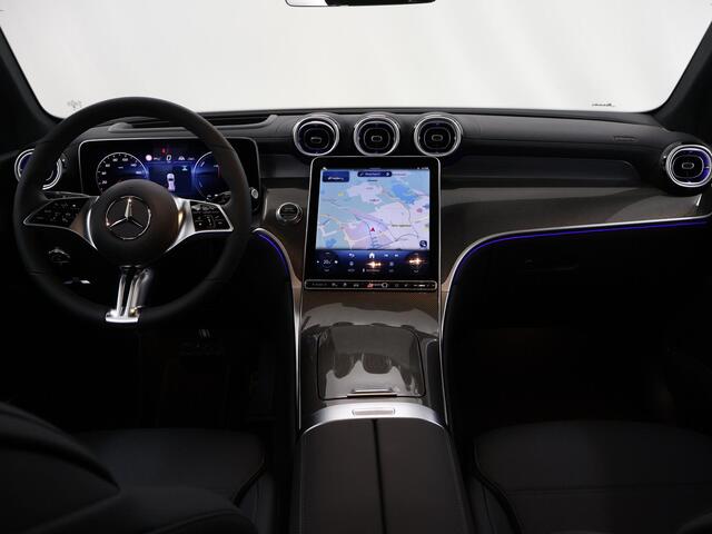 Mercedes-Benz GLC-KLASSE 300e 4MATIC Luxury Line | Panoramadak | Trekhaak | Distronic plus | Rijassistentiepakket Plus | Head Up display | 360 camera |