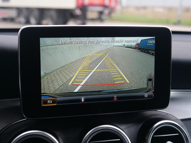 Mercedes-Benz GLC-KLASSE GLC 250 4MATIC | AMG | Panorama | Burmester | Aantoonbaar onderhouden..