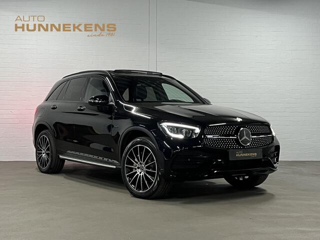 Mercedes-Benz GLC-KLASSE 300e 4MATIC AMG Trekhaak | Burmester | Adapt. cruise | open dak | Stoelverwarming | Achteruitrij camera | Carplay