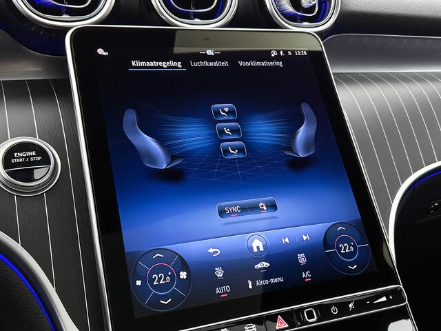 Mercedes-Benz GLC-KLASSE 300e 4MATIC Business Solution Luxury | Comfortpakket Plus | Parkeerpakket met 360°-camera | Trekhaak | DISTRONIC | Panoramaschuifdak | THERMATIC |