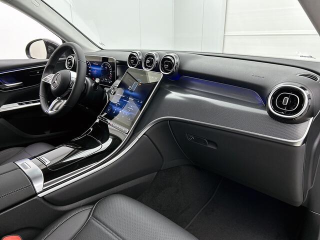 Mercedes-Benz GLC-KLASSE 300e 4MATIC Business Solution Luxury | Advanced pakket | Trekhaak | Sierdelen ruitlook zilvergrijs | Smartphone-integratie | Stoelverwarming | Sfeerverlichting | Warmtewerend, donkergetint glas |