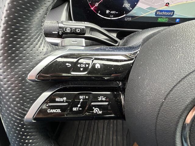 Mercedes-Benz GLC-KLASSE 400e 4Matic AMG 381pk // Panorama dak // Trekhaak // Rijassistentiepakket // Distronic // 360 Camera // 20" AMG // Carplay