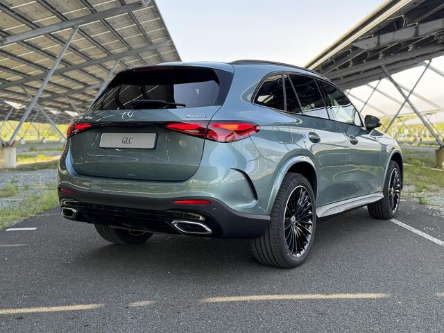 Mercedes-Benz GLC-KLASSE 300e 4MATIC Sport Edition | AMG | Panoramaschuifdak | Premium pakket | Nightpakket | Head-Up | Dodehoekassistent | DIGITAL LIGHT | Trekhaak |