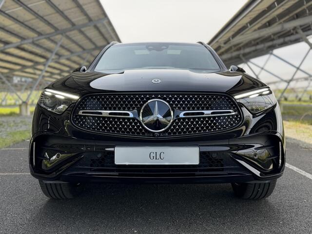 Mercedes-Benz GLC-KLASSE 300e 4MATIC Sport Edition | AMG | Night | Panoramaschuifdak | Premium Plus | Head-up | Rijassistentiepakket Plus | Trekhaak | Burmester |
