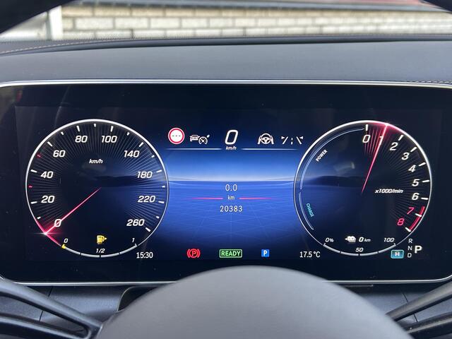 Mercedes-Benz GLC-KLASSE 300e 4MATIC AMG Line | Achterasbesturing | Panoramadak | Trekhaak | Winter-pakket | Rijassistentiepakket