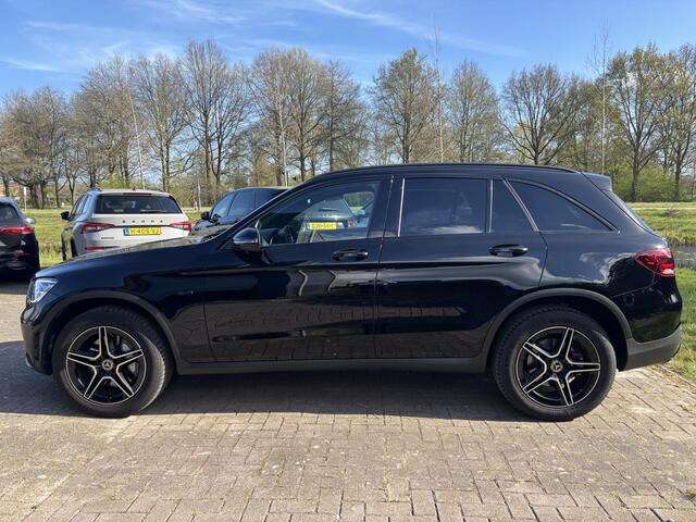 Mercedes-Benz GLC-KLASSE 300e 4MATIC AMG Line | Elektrisch verstelbare stoelen met geheugen | Stoelverwarming | Achteruitrijcamera