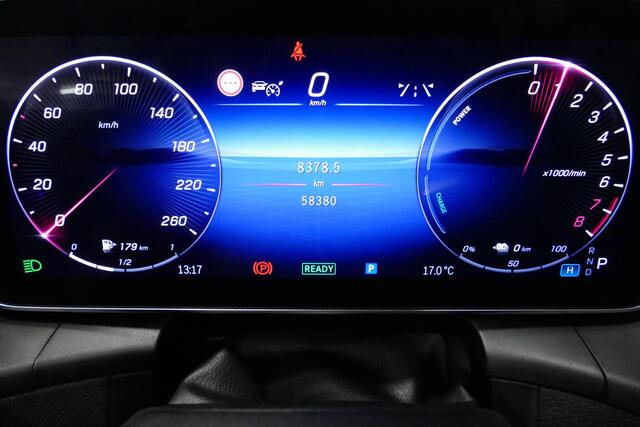 Mercedes-Benz GLC-KLASSE 300e 4MATIC AMG Line / GLC63s AMG diffuser / Panamericana Grille / Achterasbesturing / Panoramadak / Luchtvering / Elektr. verstelbare stoelen (memory) / Burmester 3D Surround Sound / Digital Light (laser) / HUD / Rondomzichtcamera / Apple Carplay - Andro