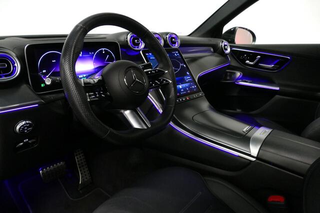 Mercedes-Benz GLC-KLASSE 300e 4MATIC AMG Line / GLC63s AMG diffuser / Panamericana Grille / Achterasbesturing / Panoramadak / Luchtvering / Elektr. verstelbare stoelen (memory) / Burmester 3D Surround Sound / Digital Light (laser) / HUD / Rondomzichtcamera / Apple Carplay - Andro