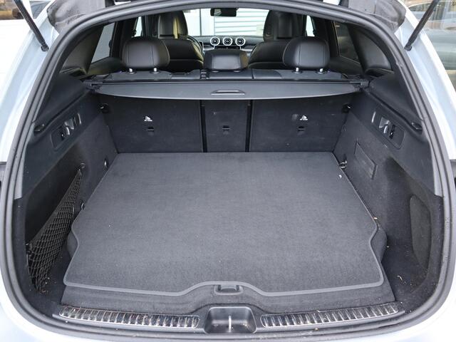 Mercedes-Benz GLC-KLASSE 300e 4MATIC AMG Line