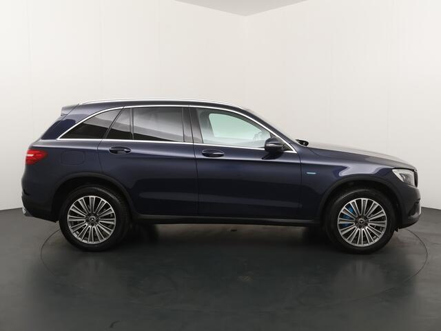 Mercedes-Benz GLC-KLASSE 350e 4MATIC 320PK Premium Plus | Panoramadak | Leder | 360 Camera | 19Inch | Elek. stoelen |