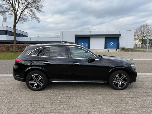 Mercedes-Benz GLC-KLASSE e AMG Pano Burmester Distronic+ 4Matic
