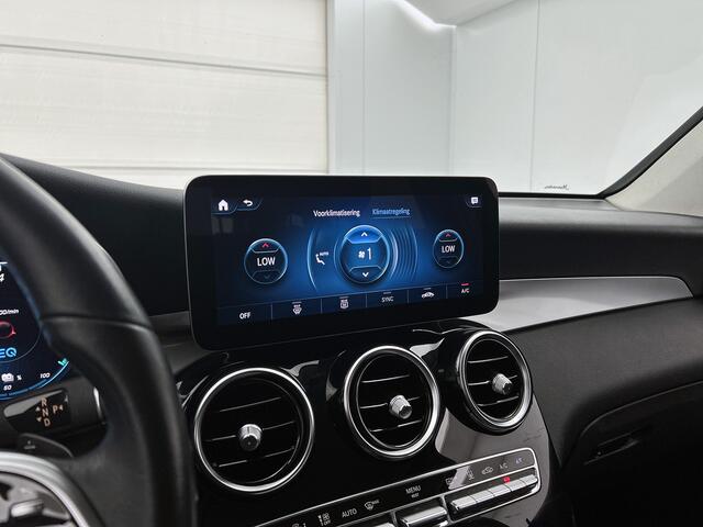 Mercedes-Benz GLC-KLASSE 300 e 4MATIC Plug-In Hybride | Alarm | Led verlichting | Digitaal Dash | Parkeerpakket met Camera | Stoelverwarming | Inclusief 24 maanden Mercedes-Benz Certified garantie voor Europa.