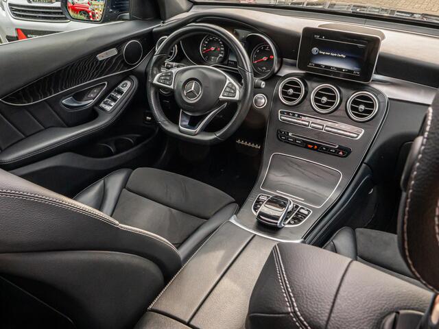 Mercedes-Benz GLC-KLASSE 350e 4MATIC Business Solution AMG ORG NL PANO CAMERA TREEPLANKEN DODEHOEK