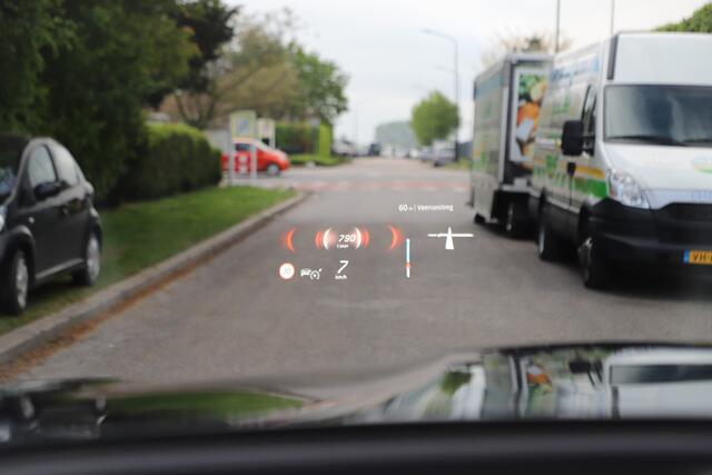 Mercedes-Benz GLC-KLASSE 300e AMG 4-Matic | 313PK | Head-up | Burmester | Keyless | Distronic | Digital-ligt | Sfeerverlichting | Trekhaak | 2024.