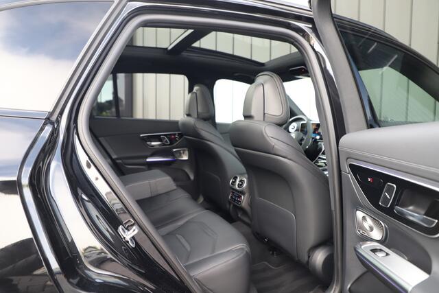 Mercedes-Benz GLC-KLASSE AMG 63 S E Performance | 680PK | Keramisch | Achterasbesturing | Head-up | Carbon | Burmester | Keyless-go | Track-pace | 2024.