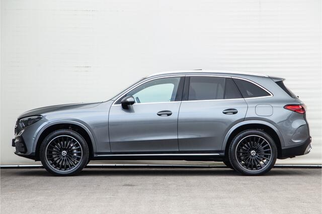 Mercedes-Benz GLC-KLASSE 300e 4MATIC AMG Premium, Pano, Distronic, Leder, Sfeerverlichting