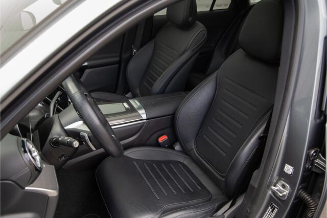 Mercedes-Benz GLC-KLASSE 300e 4MATIC AMG Premium, Pano, Distronic, Leder, Sfeerverlichting