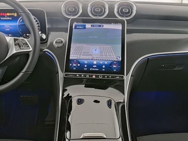 Mercedes-Benz GLC-KLASSE 300 e 4MATIC Plug-In Hybride Trekhaak | Ledkoplampen | Memory Voorstoelen | Stoel en Stuurverwarming | Parkeerpakket met achteruitcamera. Inclusief 24 maanden Mercedes-Benz Certified garantie voor Europa.