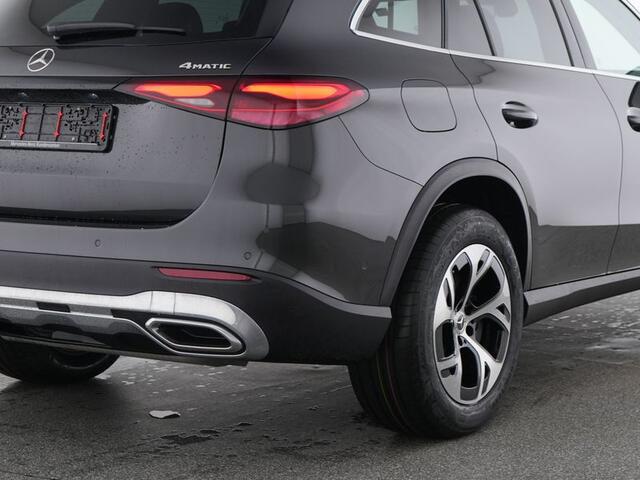 Mercedes-Benz GLC-KLASSE 300 e 4MATIC Plug-In Hybride Trekhaak | Ledkoplampen | Memory Voorstoelen | Stoel en Stuurverwarming | Parkeerpakket met achteruitcamera. Inclusief 24 maanden Mercedes-Benz Certified garantie voor Europa.