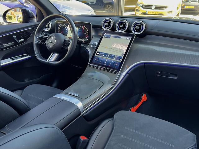Mercedes-Benz GLC-KLASSE 300e 4MATIC AMG LINE PANODAK LEDER BURMESTER-SOUND NAVI CAMERA DIGI-DASH APPLE-CARPLAY LED 20 INCH-LMV PDC