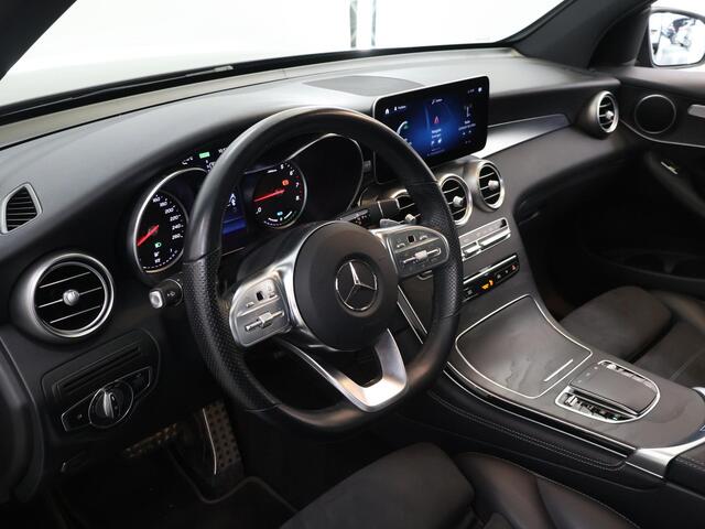 Mercedes-Benz GLC-KLASSE 200 4MATIC Advantage AMG interieur | Panoramadak | Multibeam Led | Trekhaak wegklapbaar | Sfeerverlichting | Dodehoek assistent | Apple Carplay