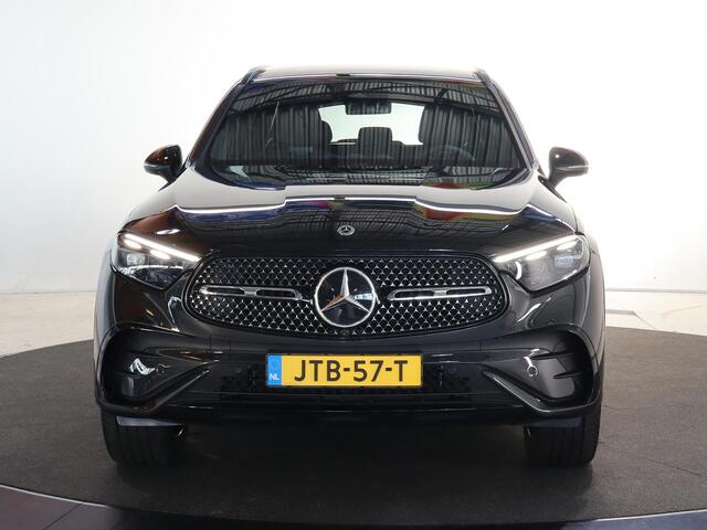 Mercedes-Benz GLC-KLASSE 300e 4MATIC Sport Edition | Panoramaschuifdak | Premium pakket | Nightpakket | 360° camera | Dodehoekassistent | DIGITAL LIGHT |