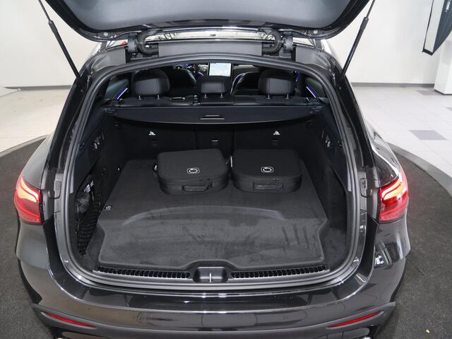 Mercedes-Benz GLC-KLASSE 300e 4MATIC Sport Edition | Panoramaschuifdak | Premium pakket | Nightpakket | 360° camera | Dodehoekassistent | DIGITAL LIGHT |
