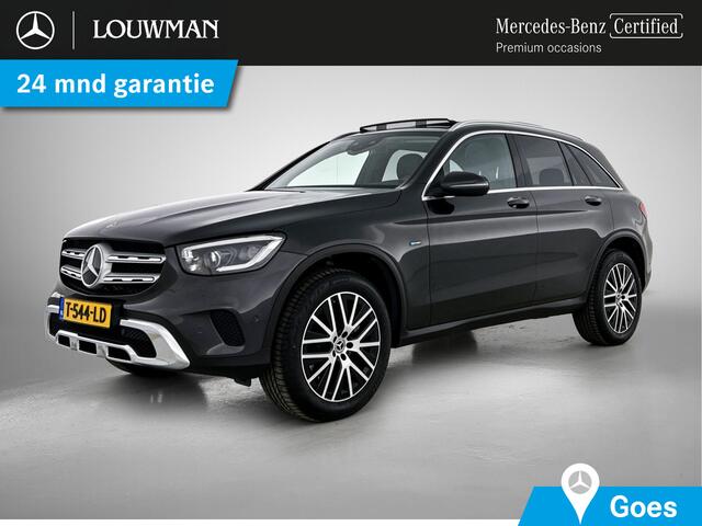 Mercedes-Benz GLC-KLASSE 300e 4MATIC | Panoramadak | Trekhaal | Alarm Systeem | Inclusief 24 maanden Mercedes-Benz Certified garantie voor Europa.