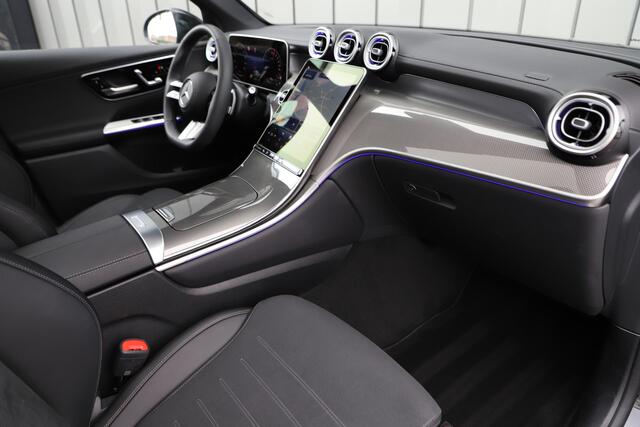 Mercedes-Benz GLC-KLASSE 400e AMG 4-Matic | 381PK | Pano | Sfeerverlichting | Digital-light | Distronic | Stuurwielverw. | Standkachel | Trekhaak | 2025.