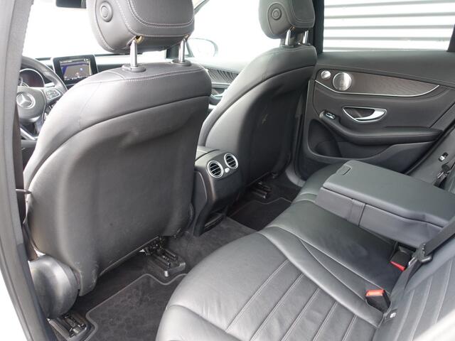 Mercedes-Benz GLC-KLASSE 250 4Matic 9G-Tronic I NL-Auto I 100% dealer I Burmester I Pano I Leder I