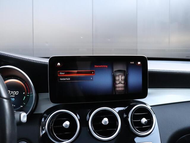 Mercedes-Benz GLC-KLASSE 300e 4MATIC Premium Plus | PANO-DAK | HALF LEDER | TREKHAAK | CAMERA | STOELVERW. | ADAPT. CRUISE | CRUISE | NAVI |