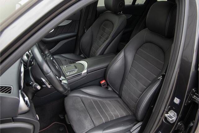 Mercedes-Benz GLC-KLASSE 300d 4MATIC Premium AMG, Distronic, Pano, Trekhaak, Digital Cockpit, Nightpakket, Facelift