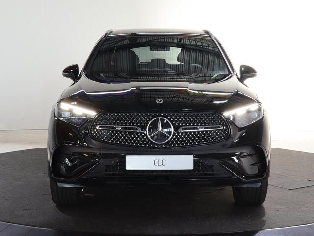 Mercedes-Benz GLC-KLASSE 300e 4MATIC Sport Edition | AMG | Panoramaschuifdak | Premium pakket | 360 Camera | Matrix LED koplampen |