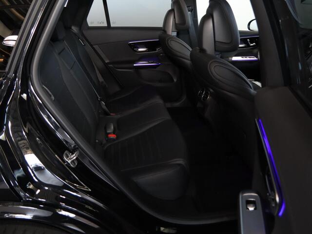 Mercedes-Benz GLC-KLASSE 300e 4MATIC Sport Edition | Panoramaschuifdak | Premium pakket | Nightpakket | 360° camera | Dodehoekassistent | DIGITAL LIGHT |