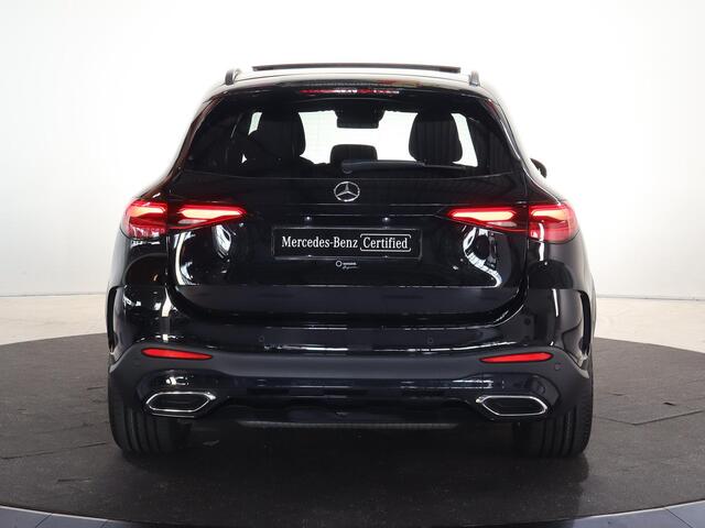 Mercedes-Benz GLC-KLASSE 300e 4MATIC AMG Line | Luchtvering | Panoramadak | Rijassistentie | Trekhaak | Treeplanken | Burmester | Memory | 360 camera | Achterasbesturing |