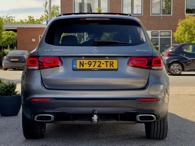 Mercedes-Benz GLC-KLASSE 300e 4MATIC AUT9 AMG-STYLE PANODAK LEDER NAVI CAMERA360 DIGI-DASH APPLE-CARPLAY LED LMV PDC