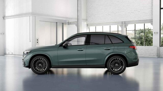 Mercedes-Benz GLC-KLASSE 300e 4MATIC Business Solution AMG | Premium Pakket | Trekhaak | Nightpakket | Panoramaschuifdak | Winterpakket | Burmester |