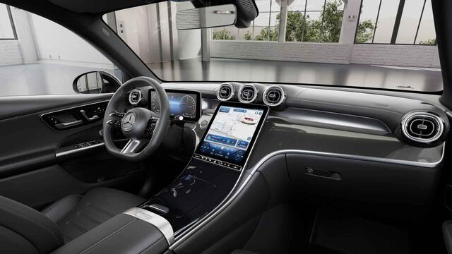 Mercedes-Benz GLC-KLASSE 300e 4MATIC Business Solution AMG | Night | Premium Pakket | Trekhaak | Panoramaschuifdak | Burmester | Memory |