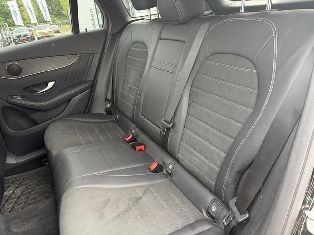 Mercedes-Benz GLC-KLASSE 300e 4MATIC AMG Line 320 PK | Nieuw binnen, meer foto's volgen nog! | PHEV | Panormadak | Trekhaak | Stoelverwarming