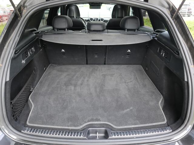 Mercedes-Benz GLC-KLASSE 300e 4MATIC AMG Line